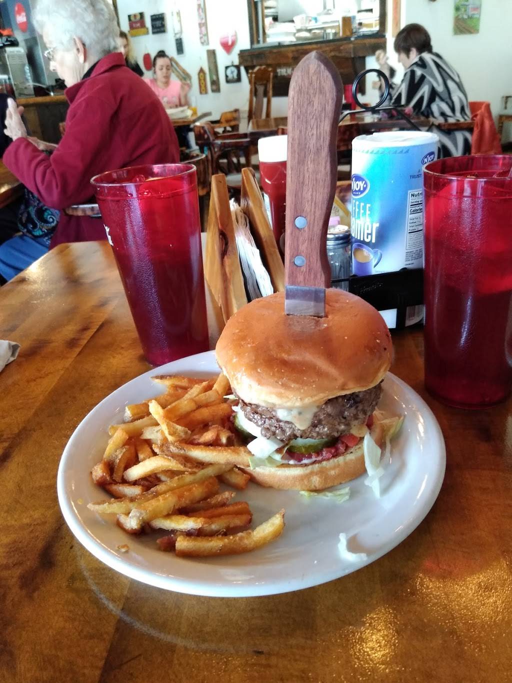 Aunt Bs American Kitchen | restaurant | 1436 Milligan Hwy, Johnson City, TN 37601, USA | 4239288120 OR +1 423-928-8120