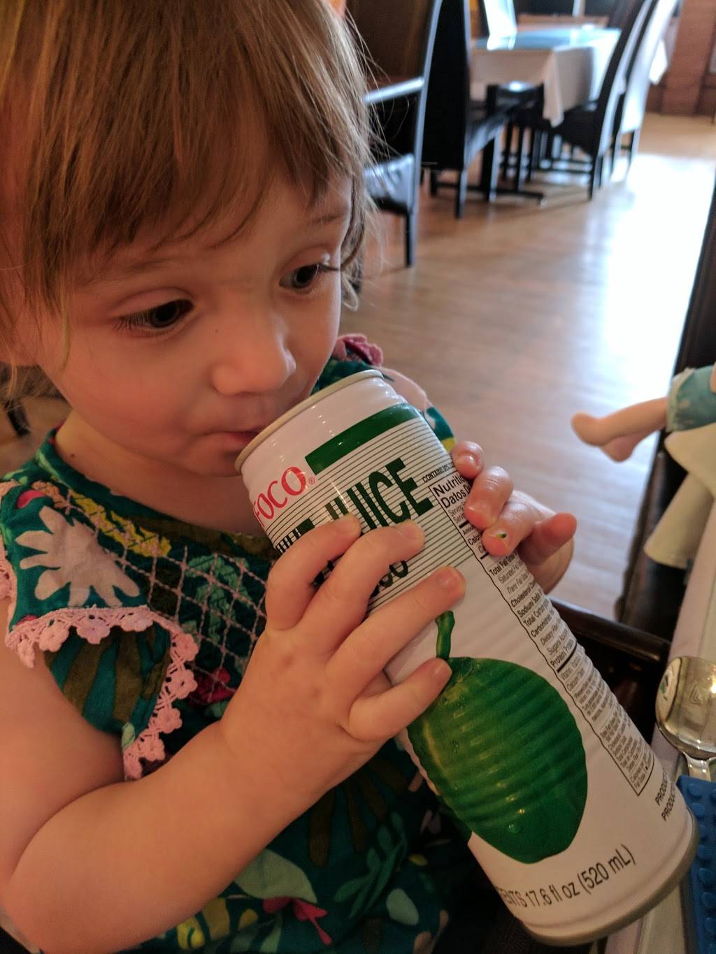 Big Chicken Peruvian | restaurant | 262 Cedar Ln H, Vienna, VA 22180, USA | 7039926310 OR +1 703-992-6310