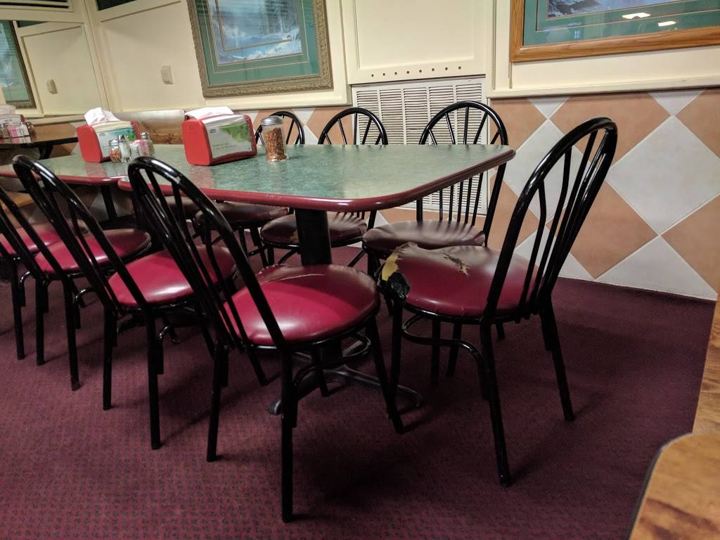 Rafaels Italian Restaurant | restaurant | 1200 Madison St, Shelbyville, TN 37160, USA | 9316849170 OR +1 931-684-9170