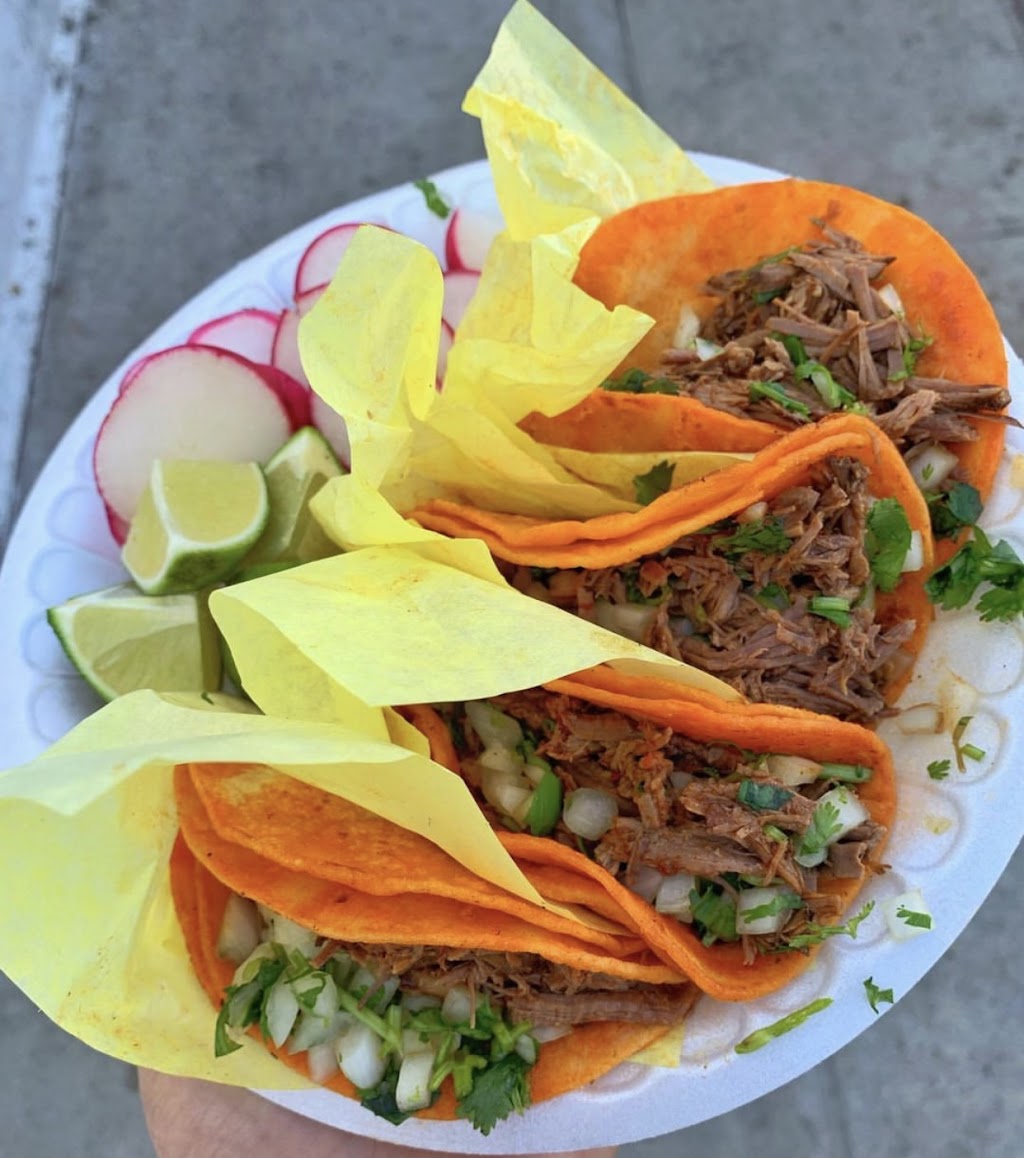 Birrieria GMZ | restaurant | 13439 Crenshaw Blvd, Hawthorne, CA 90250, USA | 4243515644 OR +1 424-351-5644