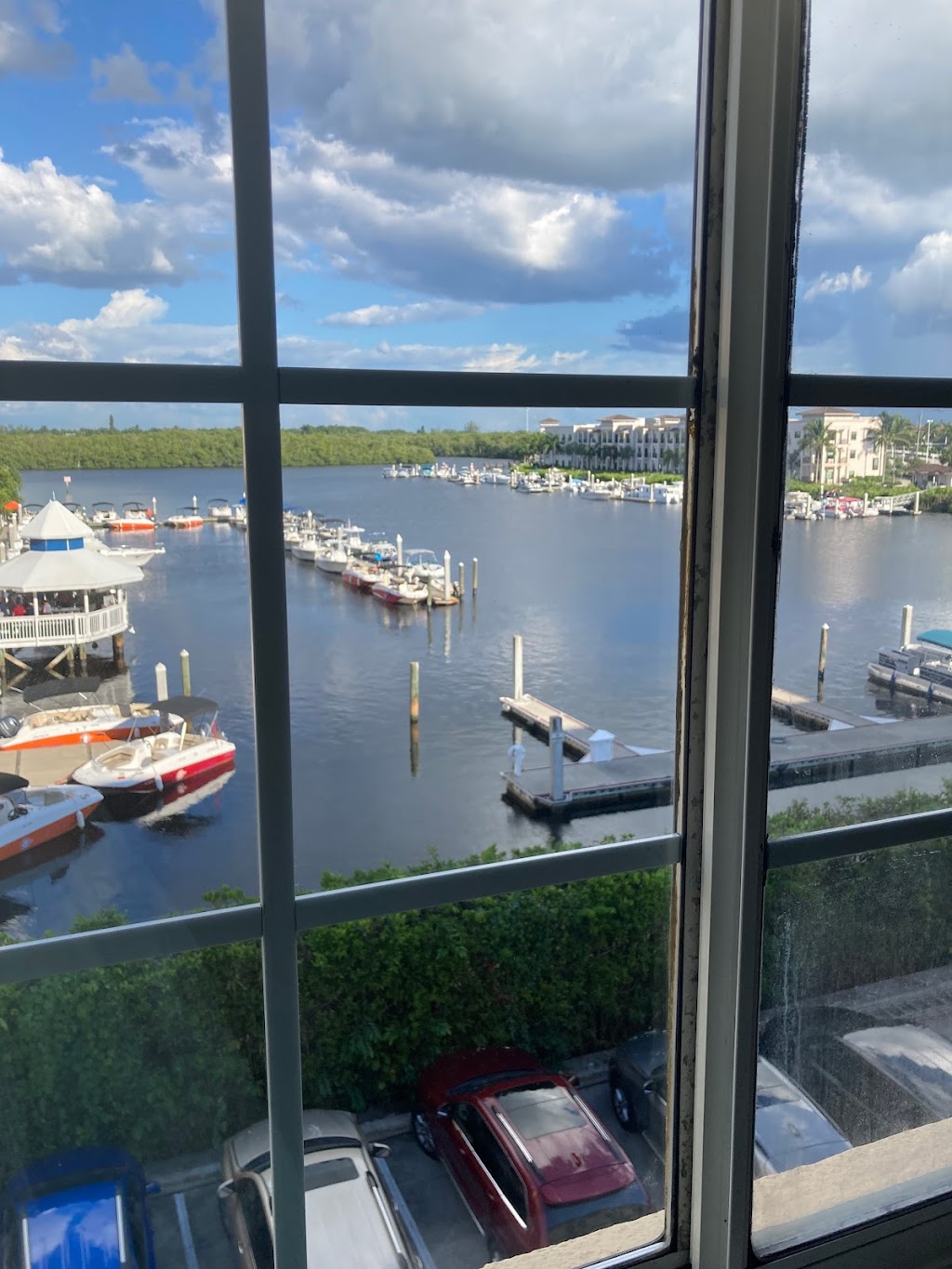 Bayfront Inn 5th Ave Naples Downtown Hotel | restaurant | 1221 5th Ave S, Naples, FL 34102, USA | 2396495800 OR +1 239-649-5800