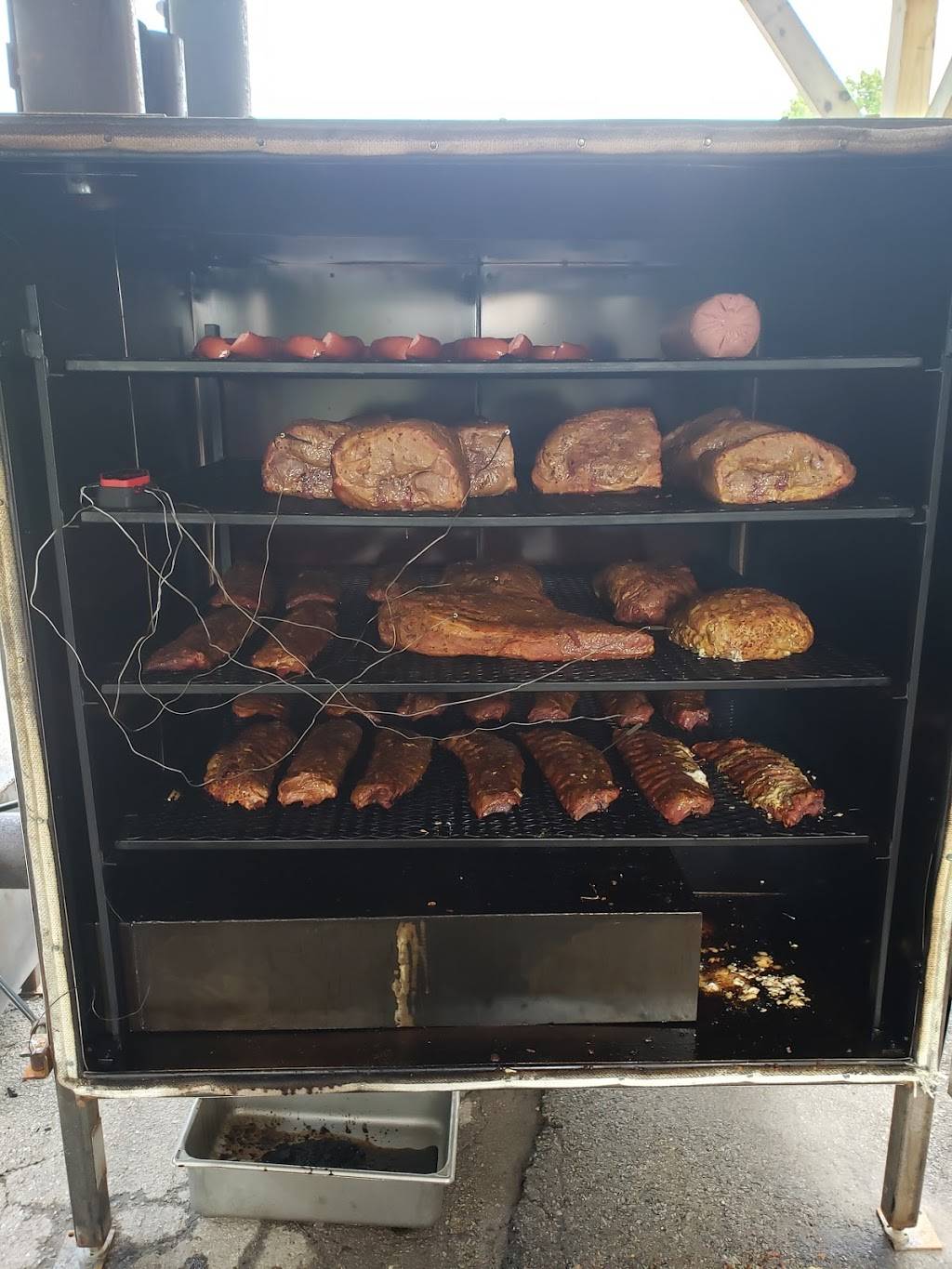 Hwy 62 BBQ | restaurant | 3339, 165 Guy Jones Rd, Oliver Springs, TN 37840, USA | 8657305044 OR +1 865-730-5044