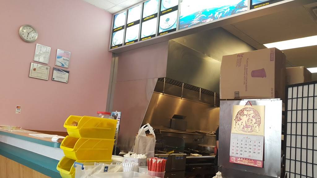 New China | restaurant | 6889 S State Rd, Saline, MI 48176, USA | 7344297288 OR +1 734-429-7288