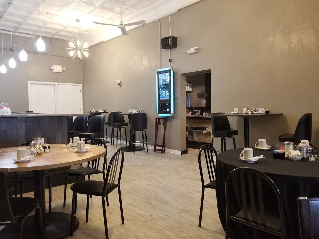 Sisters On Main | restaurant | 307 S Main St, Rockford, IL 61101, USA | 8157088670 OR +1 815-708-8670