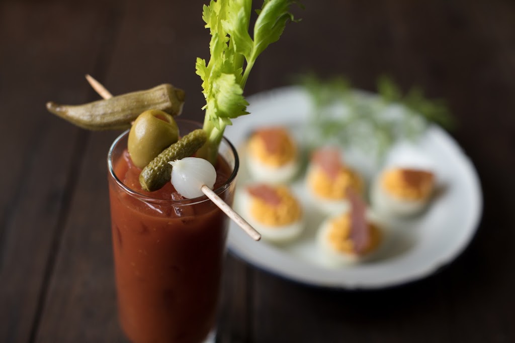 Rocker Oysterfellers Kitchen + Saloon Eastside | restaurant | 564 Main St, Placerville, CA 95667, USA | 5302959408 OR +1 530-295-9408