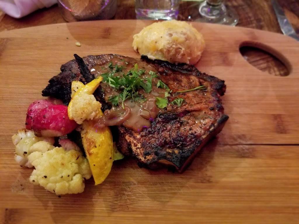 Global Gourmet | restaurant | 102 E Jackson St, Carbondale, IL 62901, USA | 6185490771 OR +1 618-549-0771