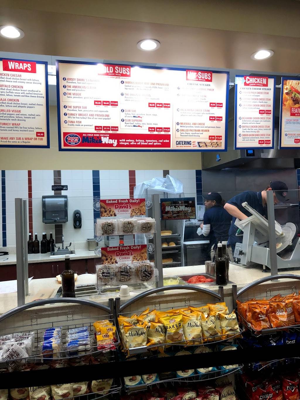 Jersey Mikes Subs | restaurant | 32098 Gratiot Ave, Roseville, MI 48066, USA | 5868595416 OR +1 586-859-5416