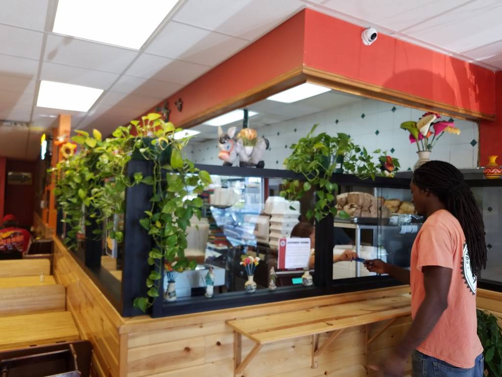 Gracies Lucky Burrito II | restaurant | 5756 W Monee Manhattan Rd, Monee, IL 60449, USA | 7082350311 OR +1 708-235-0311