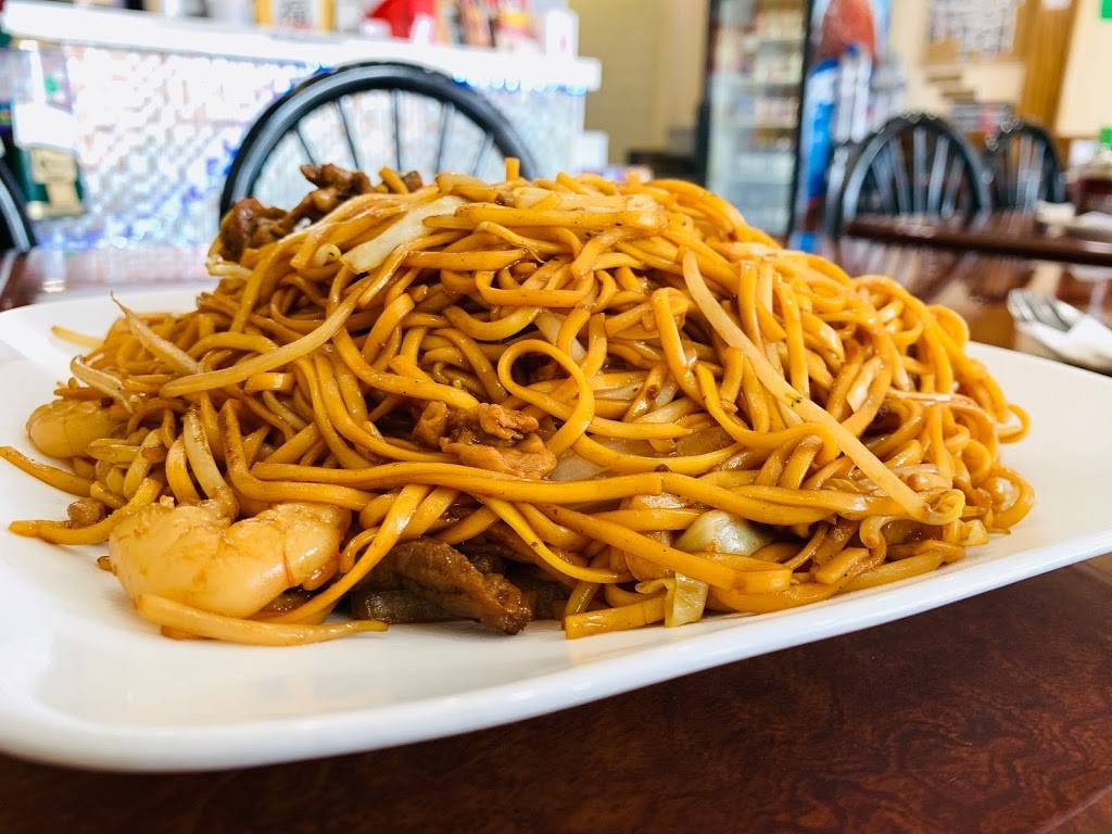 Wok and Fortune Family Restaurant | restaurant | 2900 Eglinton Ave E unit 7, Scarborough, ON M1J 2E4, Canada | 4162899833 OR +1 416-289-9833