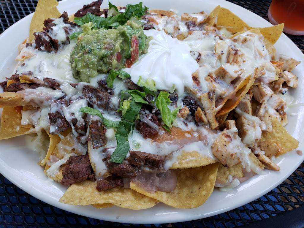 Sol Y Luna Cali-Mex Grill & Bar | restaurant | 1715 Brevard Rd, Hendersonville, NC 28791, USA | 8286924888 OR +1 828-692-4888