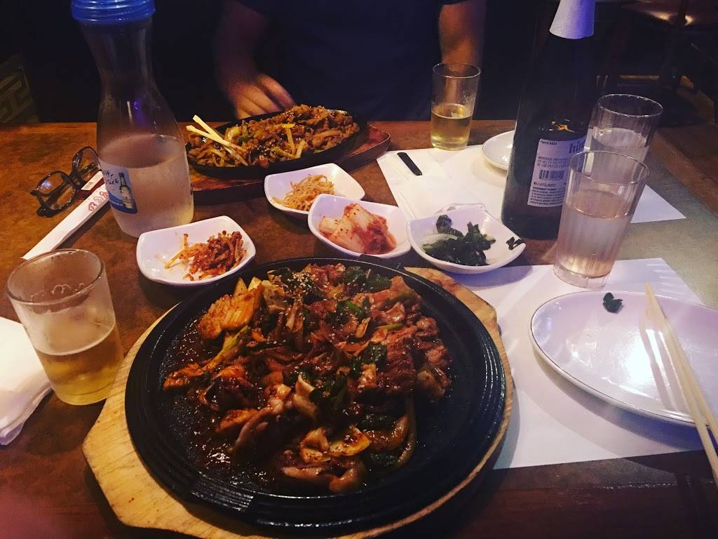 Hanshin Pocha 한신포차 | restaurant | 1918 S Arlington Heights Rd, Arlington Heights, IL 60005, USA | 8479811700 OR +1 847-981-1700