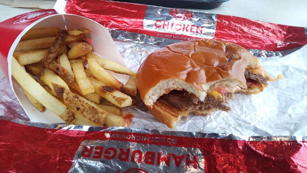 Wendys | restaurant | 4821 S Broadway St, Wichita, KS 67216, USA | 3165227426 OR +1 316-522-7426