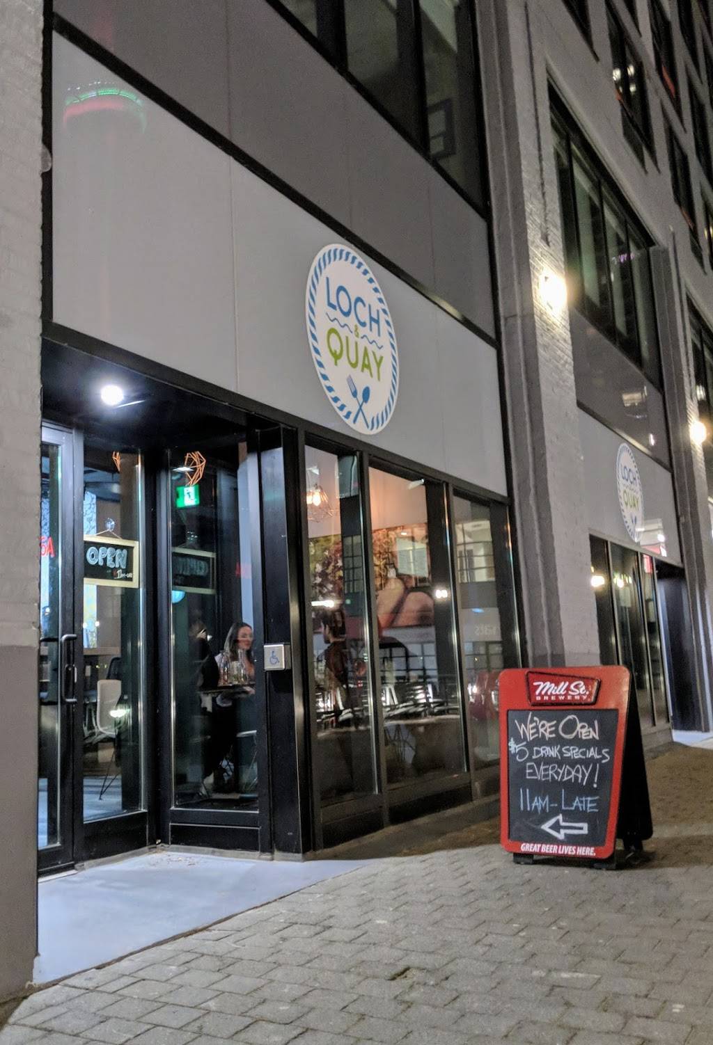 Loch & Quay | restaurant | 390 Queens Quay W, Toronto, ON M5V 3A6, Canada | 4165955444 OR +1 416-595-5444