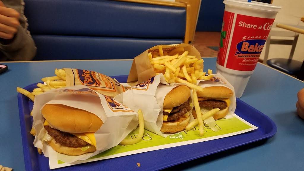 Bakers Drive-Thru | restaurant | 529 Beaumont Ave, Beaumont, CA 92223, USA | 9098845233 OR +1 909-884-5233