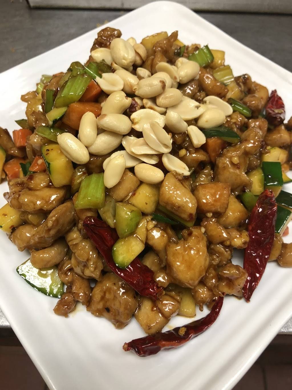 So China | restaurant | 39252 Winchester Rd #121, Murrieta, CA 92563, USA | 9516969999 OR +1 951-696-9999