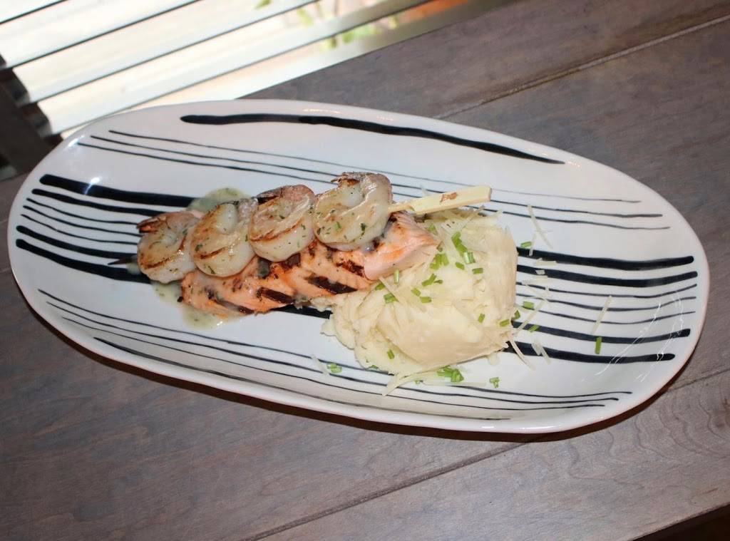 Guira y Tambora | restaurant | 4014 Washington St, Boston, MA 02131, USA | 6173277555 OR +1 617-327-7555