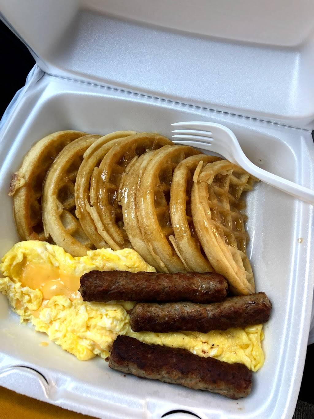 Lenox Fast Food | restaurant | 657 Lenox Ave, New York, NY 10037, USA | 2122815812 OR +1 212-281-5812