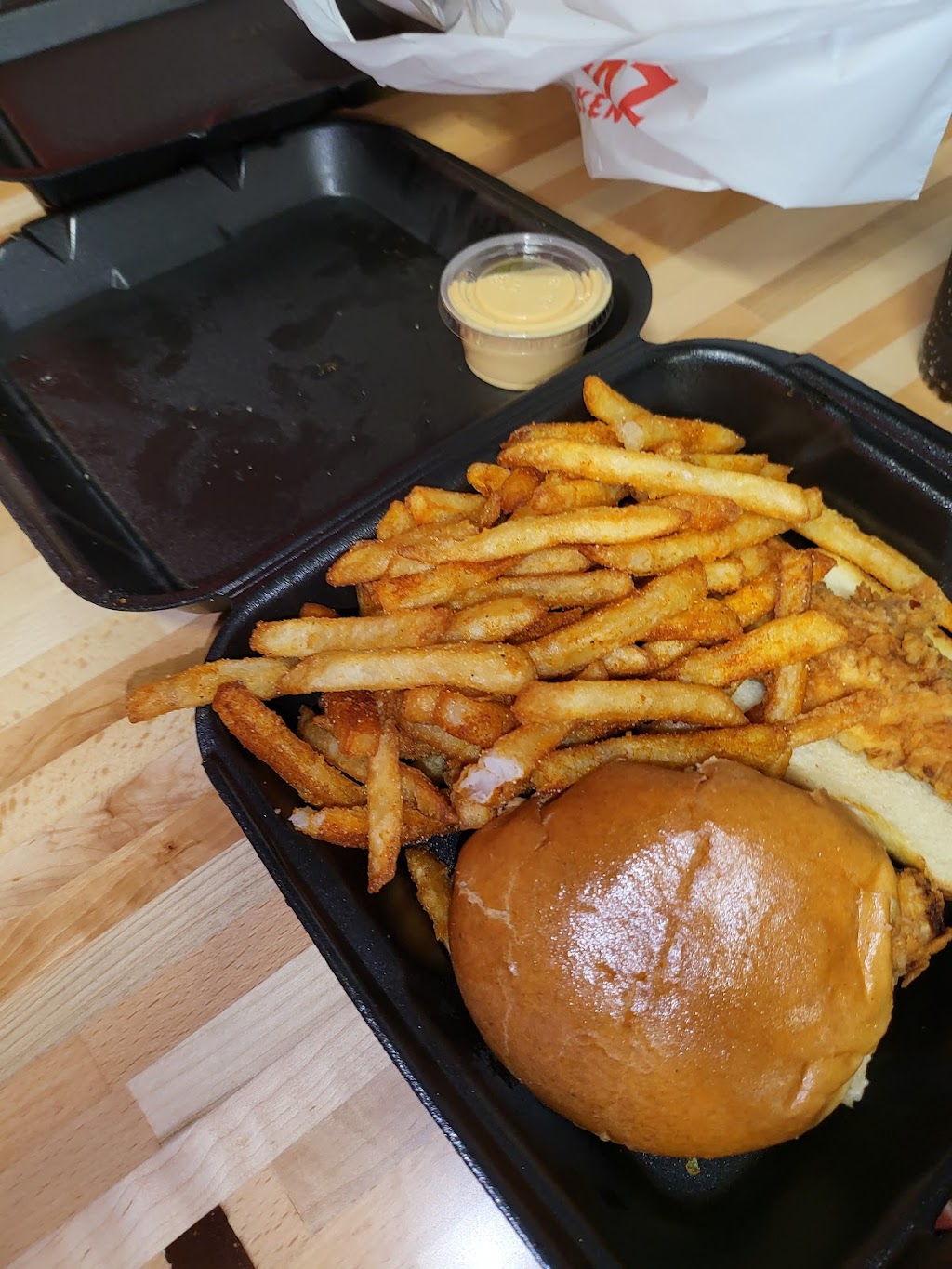 Angry Chickz | restaurant | 2601 N 11th Ave #105, Hanford, CA 93230, USA | 5596703911 OR +1 559-670-3911