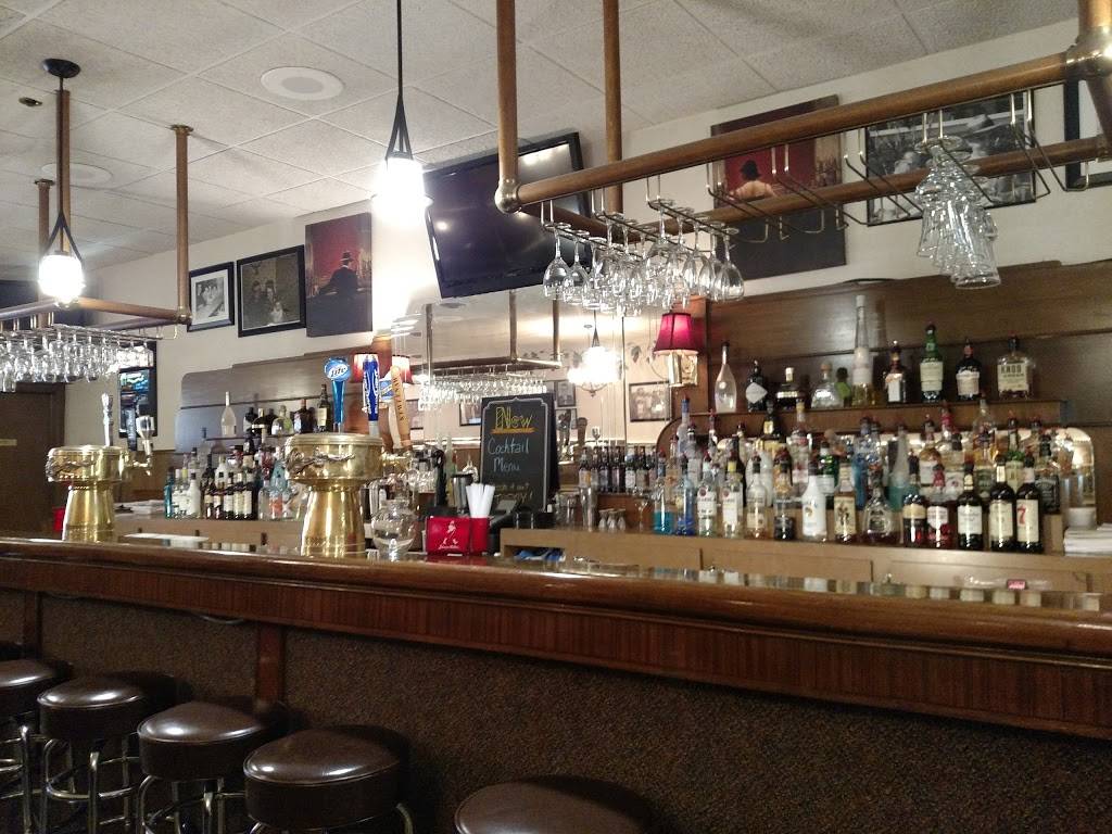 Crispignas Restaurant | restaurant | 1213 Ludington St, Escanaba, MI 49829, USA | 9067861213 OR +1 906-786-1213