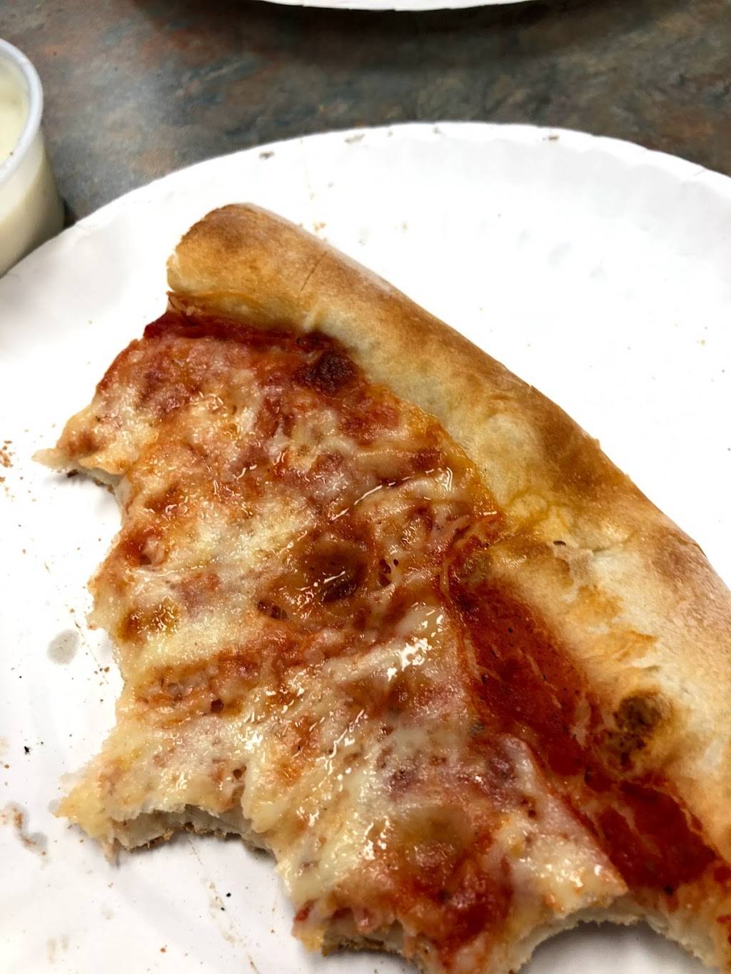 Paladinos Pizza | restaurant | 231 Northern Lights Plaza, Syracuse, NY 13212, USA | 3154556477 OR +1 315-455-6477