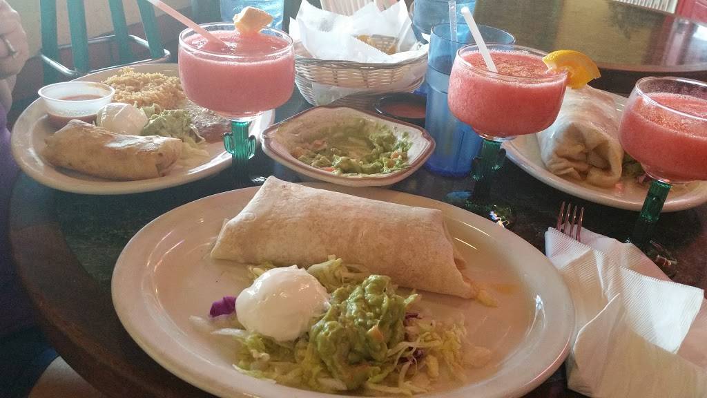 Don Joses Mexican Restaurant | restaurant | 3430 Village Dr, Castro Valley, CA 94546, USA | 5105383290 OR +1 510-538-3290