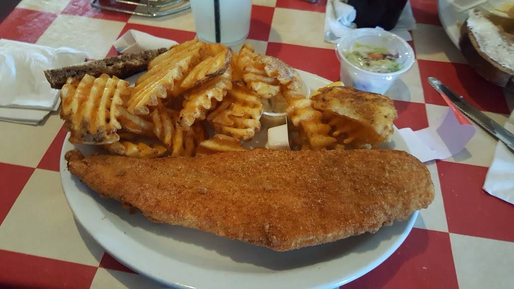 Andreas Red Rooster | restaurant | N14 w22032 Watertown Rd, Waukesha, WI 53186, USA | 2625741230 OR +1 262-574-1230