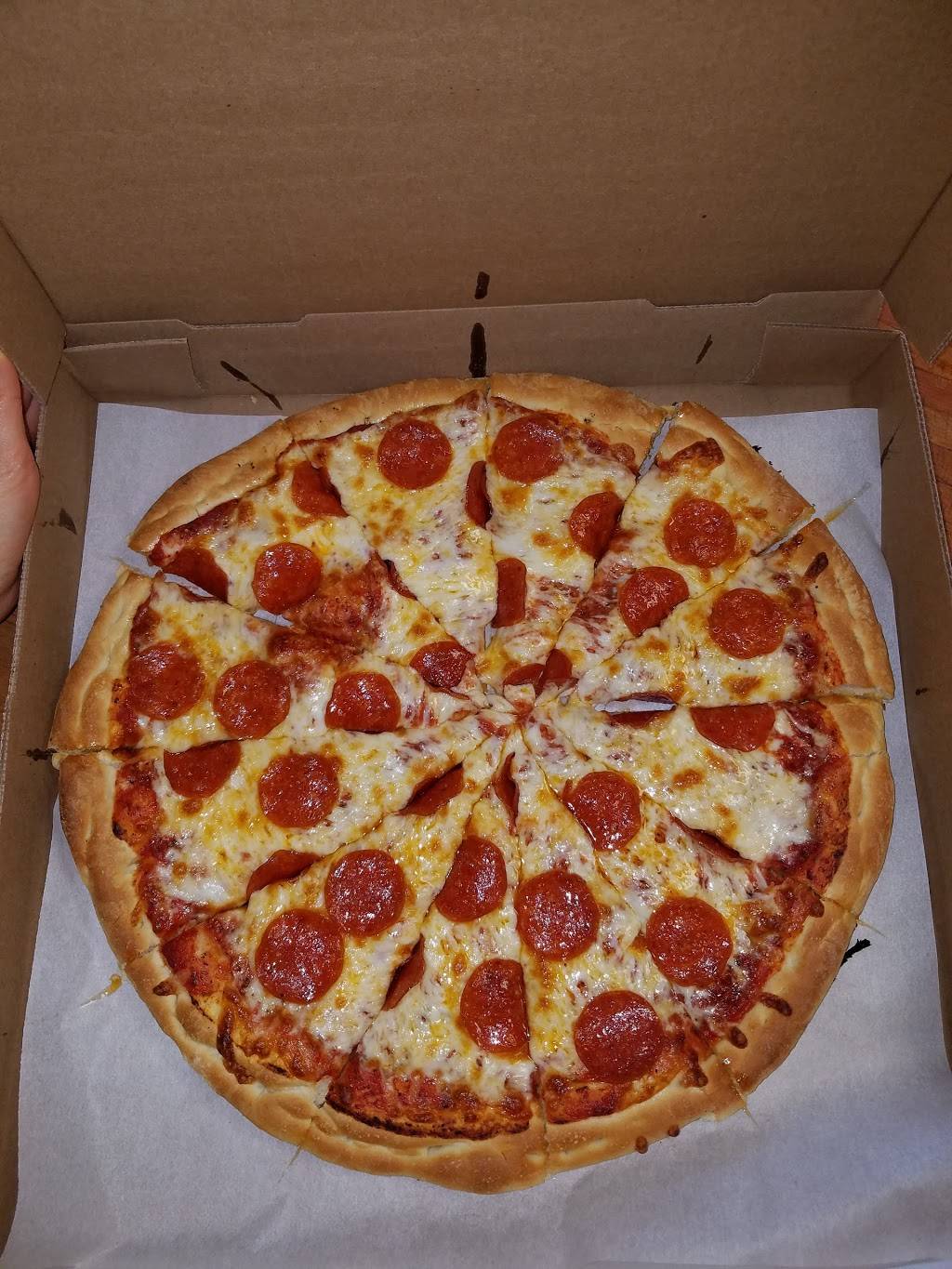 Rock Creek Pizza Shoppe | restaurant | 3038 E Water St, Rock Creek, OH 44084, USA | 4405635584 OR +1 440-563-5584