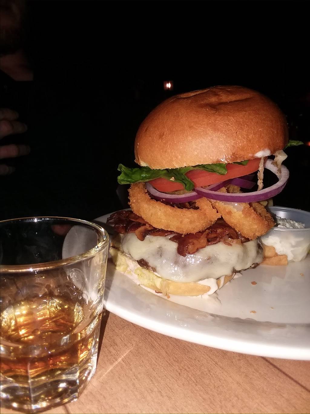 Brady’s At The Station | restaurant | 5 W Main St, Ramsey, NJ 07446, USA | 2013279748 OR +1 201-327-9748