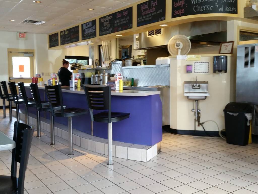 G & L Chili Dogs | restaurant | 2510 E Apple Ave, Muskegon, MI 49442, USA | 2317736454 OR +1 231-773-6454