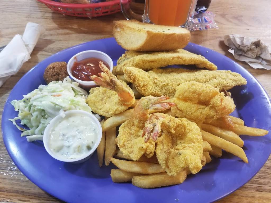 Captain Bennys | restaurant | 10896 Northwest Fwy, Houston, TX 77092, USA | 7136801828 OR +1 713-680-1828