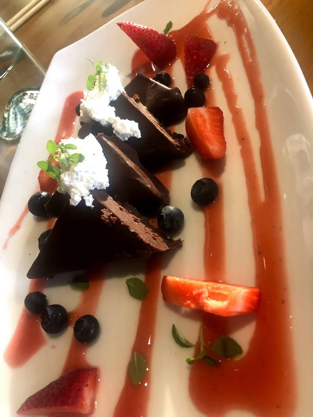 Craft & Vine | restaurant | 310 S Oak St #300, Roanoke, TX 76262, USA | 8174648181 OR +1 817-464-8181