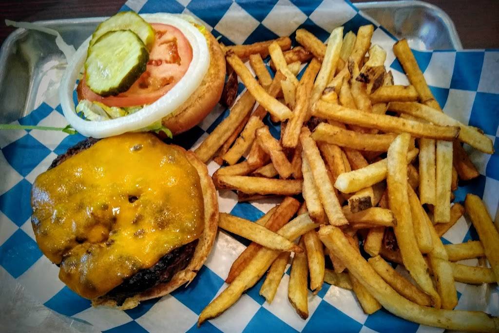 Sand Trap at 12 Stones | restaurant | 1201 12 Stones Crossing, Goodlettsville, TN 37072, USA | 6157564263 OR +1 615-756-4263