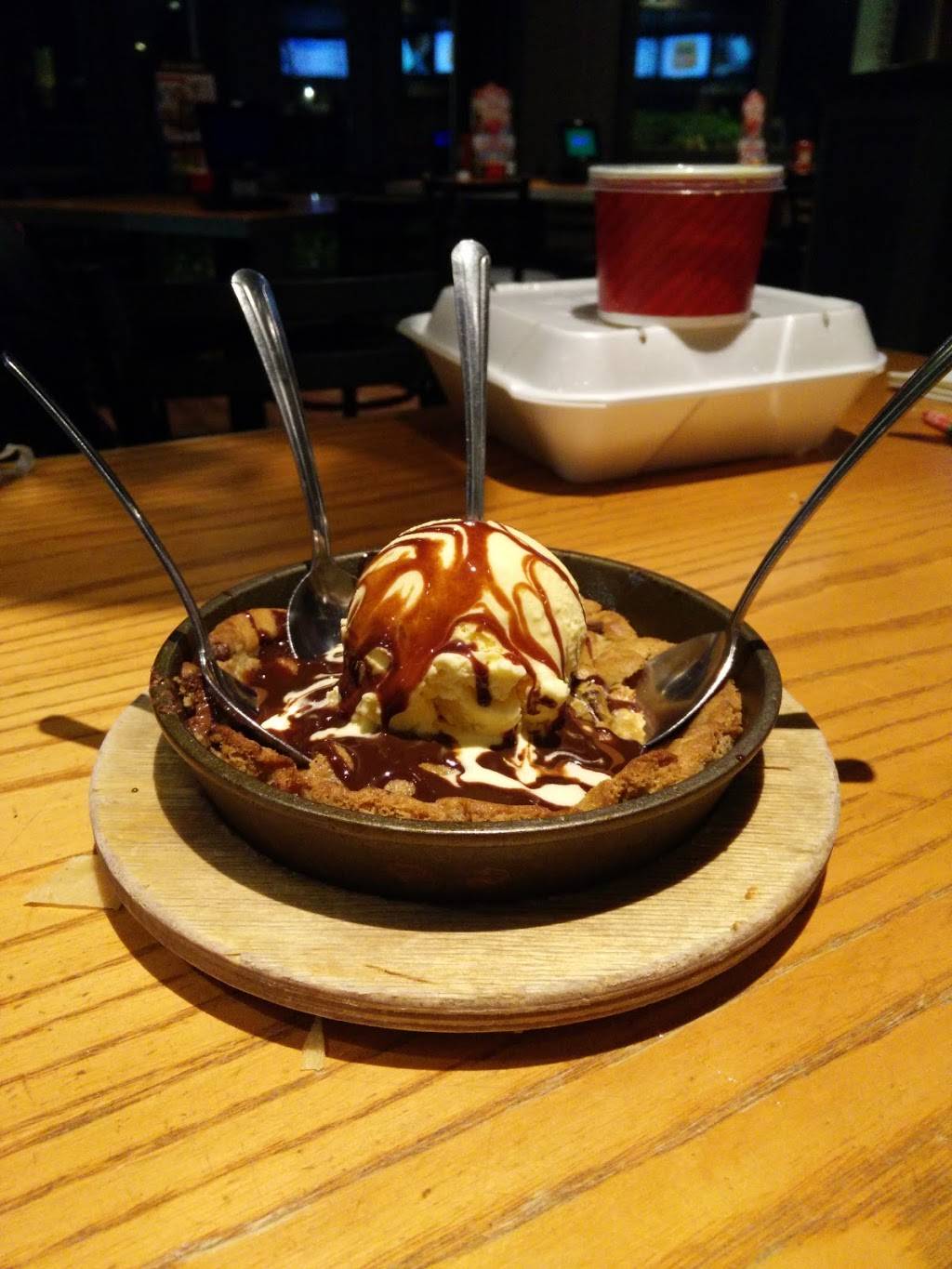 Chilis Grill & Bar | meal takeaway | 1501 Concord Ave, Concord, CA 94520, USA | 9256764062 OR +1 925-676-4062