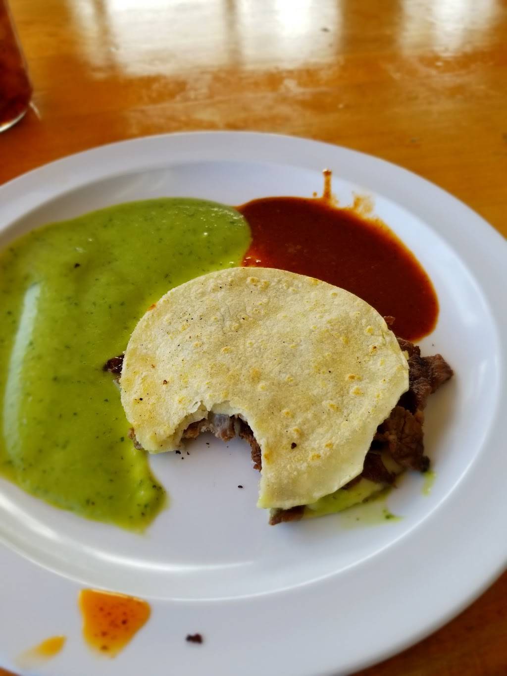 Mi Casita Taqueria | restaurant | 150 W Highland Ave, San Bernardino, CA 92405, USA | 9098816419 OR +1 909-881-6419