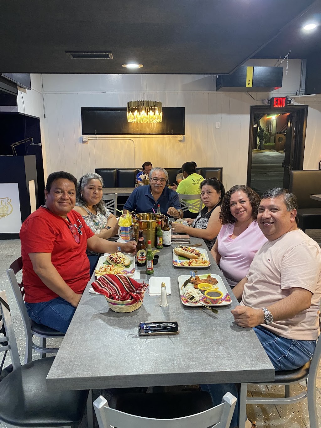 EL MENEO RESTAURANT & LOUNGE | restaurant | 5701 Johnson St, Hollywood, FL 33021, USA | 9545895331 OR +1 954-589-5331