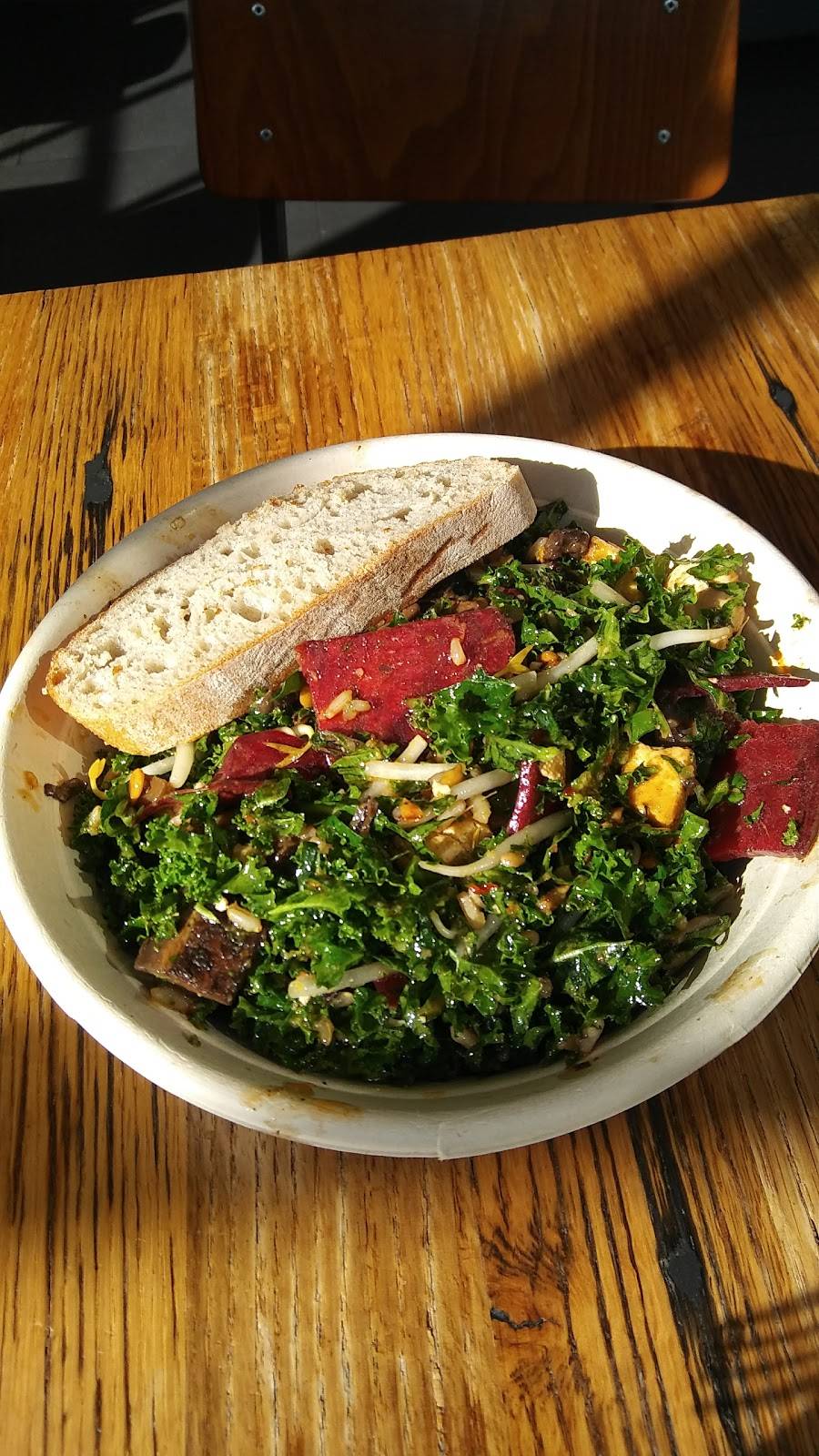 sweetgreen | restaurant | 823 King St, Alexandria, VA 22314, USA | 5713190192 OR +1 571-319-0192