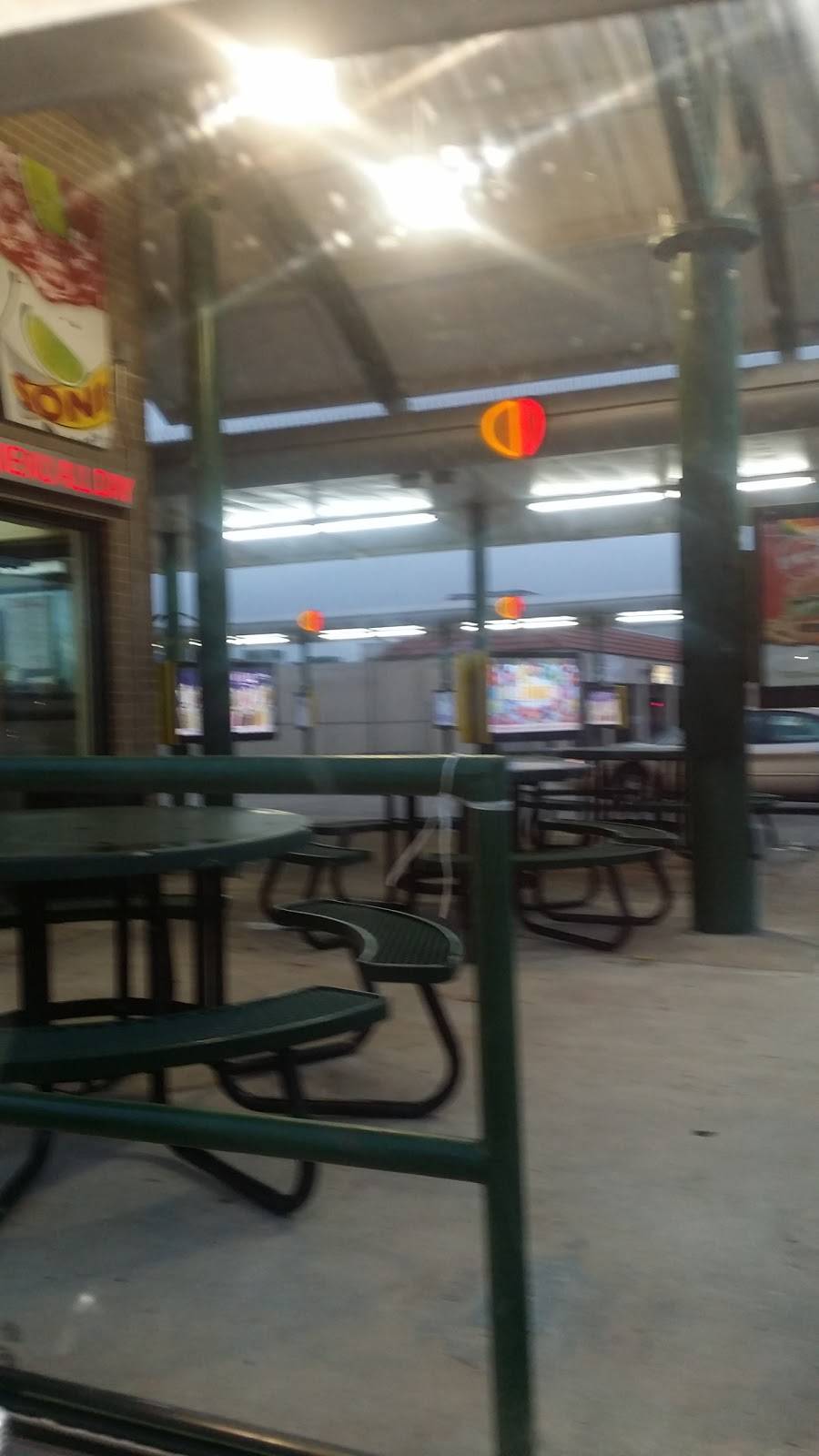 Sonic Drive-In | restaurant | 10709 Audelia Rd, Dallas, TX 75238, USA | 2143497035 OR +1 214-349-7035