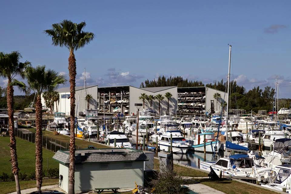 Harbortown Marina - Canaveral | restaurant | 2700 Harbortown Dr, Merritt Island, FL 32952, USA | 3214530160 OR +1 321-453-0160