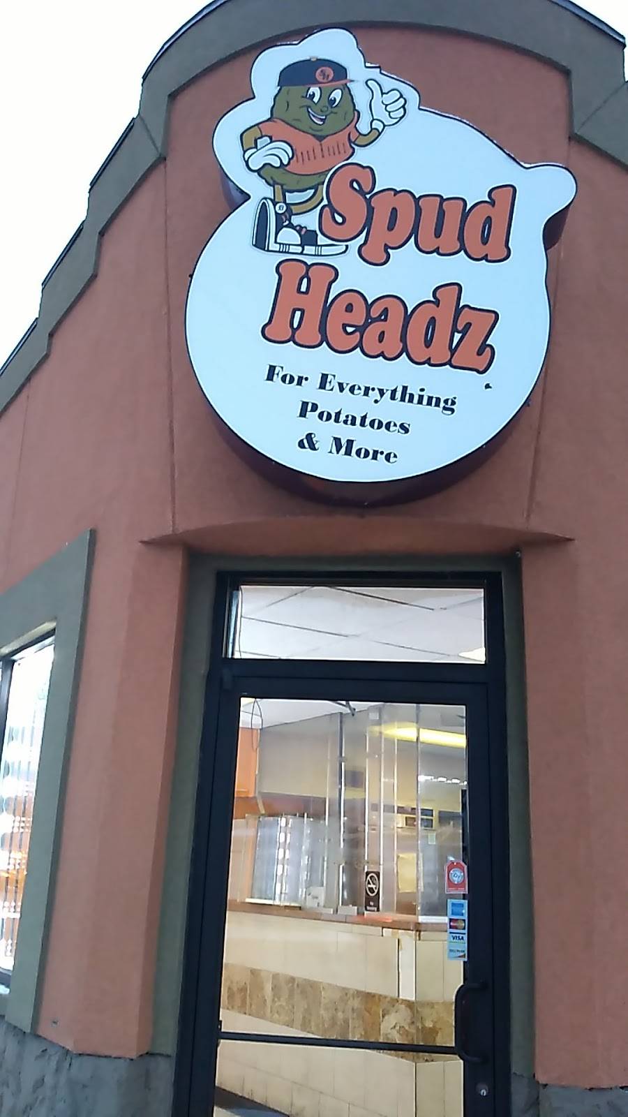 Spud Headz | restaurant | 16400 W McNichols Rd, Detroit, MI 48235, USA | 3138387783 OR +1 313-838-7783
