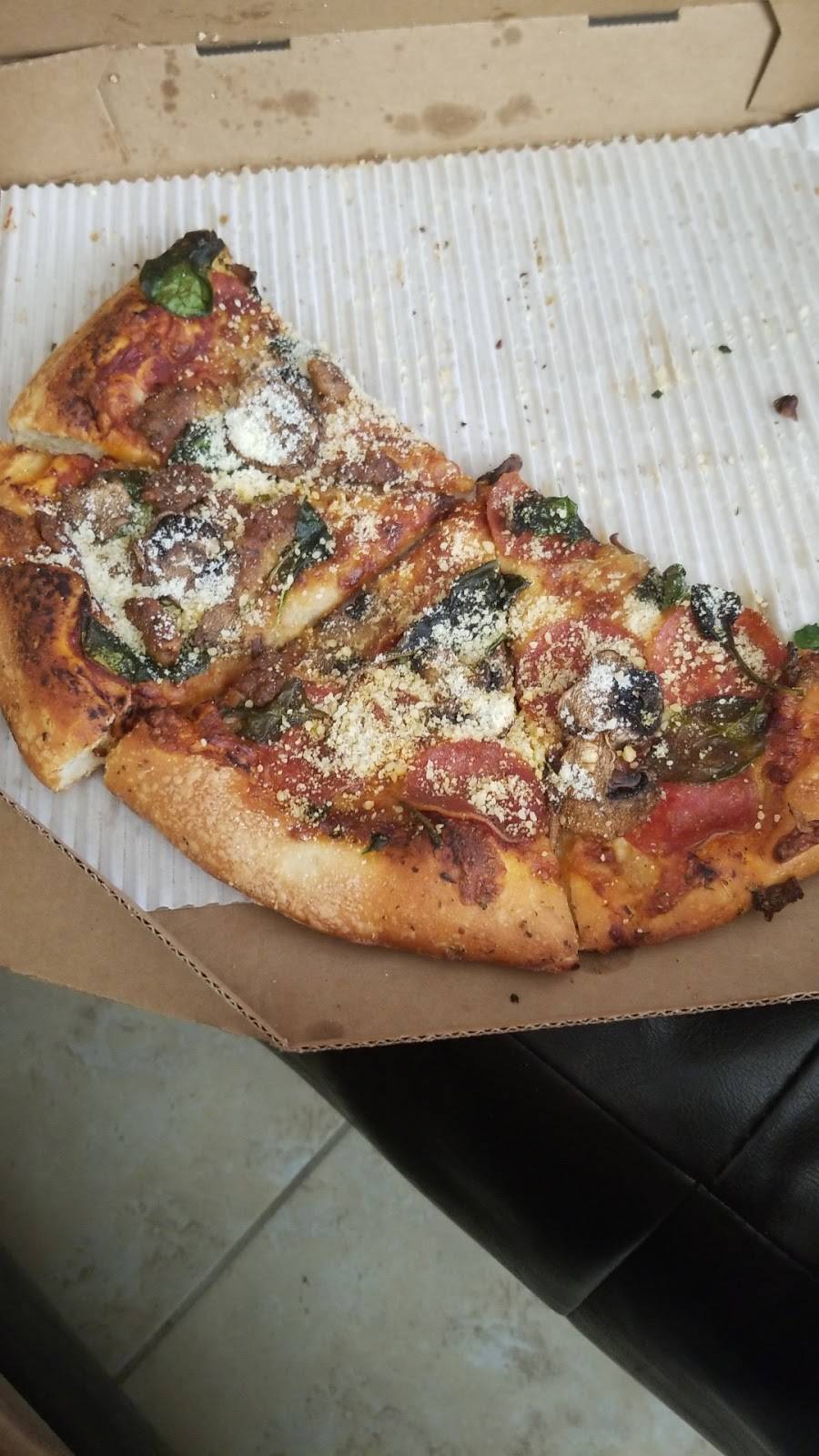 Pizza Hut | restaurant | 143 Exchange Blvd, Hutto, TX 78634, USA | 5126424415 OR +1 512-642-4415