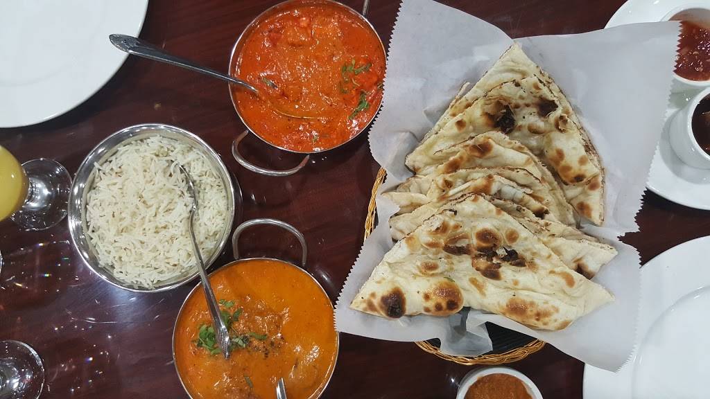 Apna Kitchen | restaurant | 4225 Lafayette Rd, Indianapolis, IN 46254, USA | 3172992127 OR +1 317-299-2127