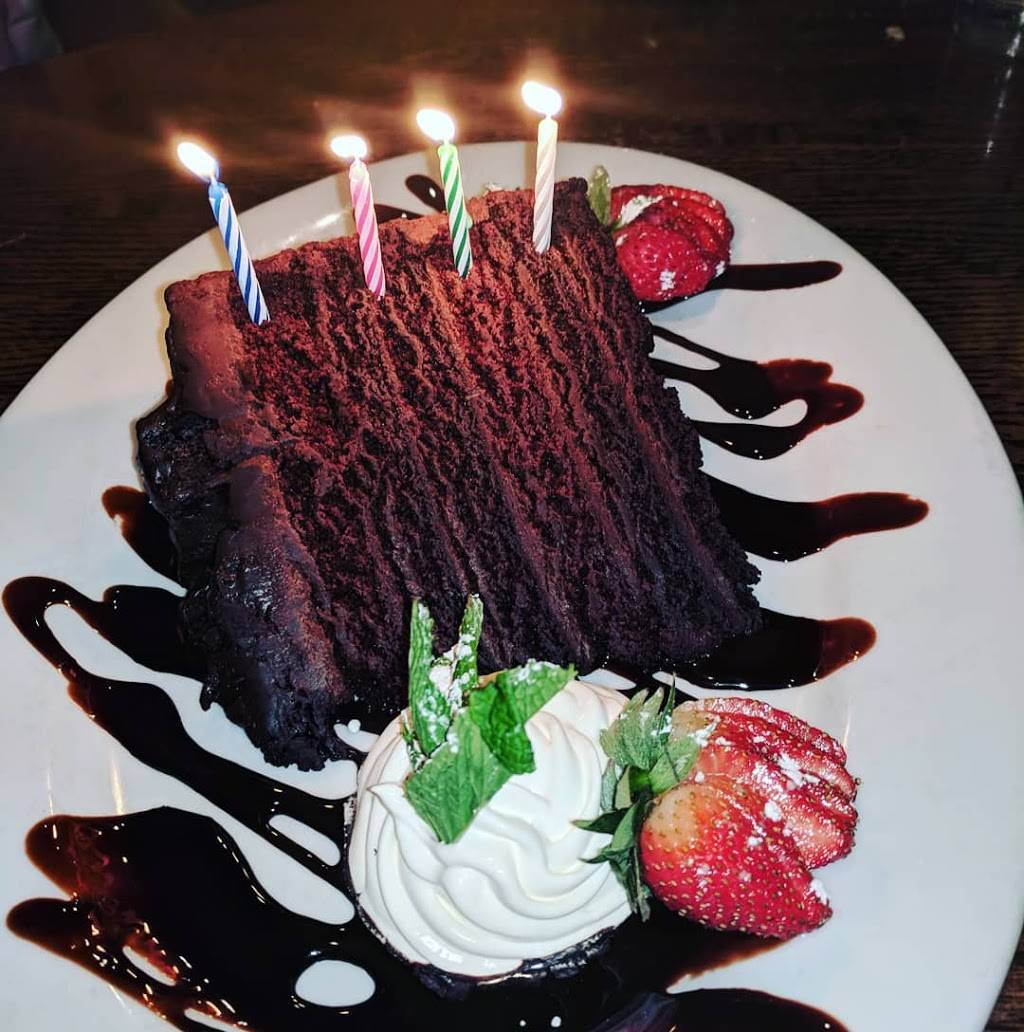 Bar Louie | night club | 1488 North Rochester Road, Rochester Hills, MI 48307, USA | 2482185114 OR +1 248-218-5114