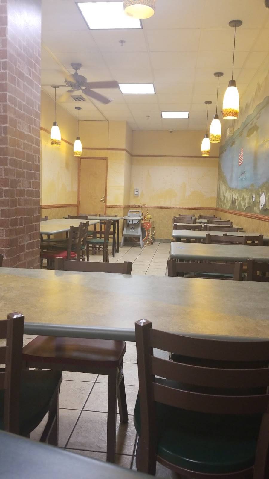 Subway | meal takeaway | Must Have Base Access, 2601 Ohio St, Silverdale, WA 98315, USA | 3607795656 OR +1 360-779-5656