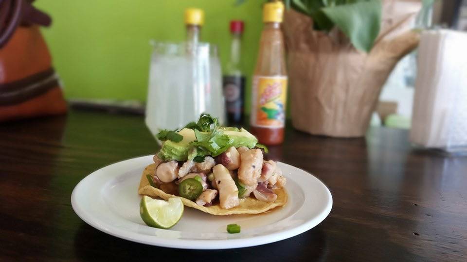 La Crudita | restaurant | 6259 Airport Rd Spc B, El Paso, TX 79925, USA | 9157300099 OR +1 915-730-0099