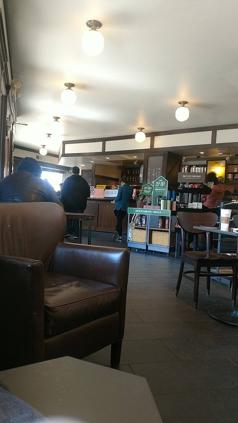 Starbucks | cafe | 3093 Mayfield Rd, Cleveland Heights, OH 44118, USA | 2163201600 OR +1 216-320-1600