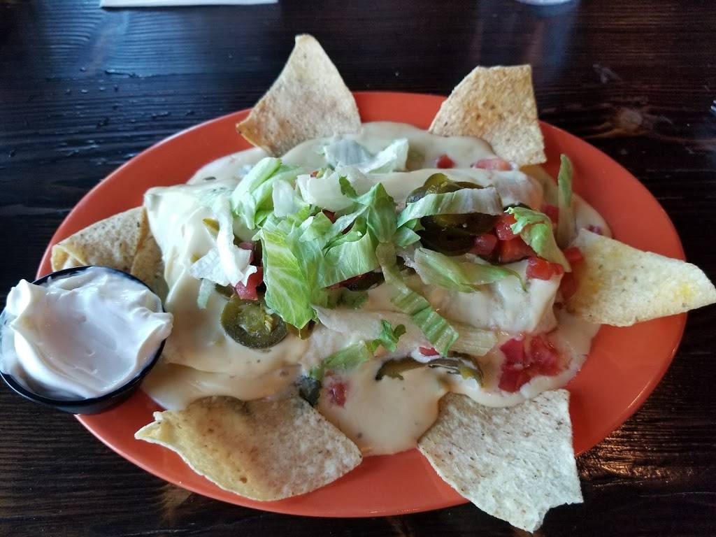 Ironwood Bar and Grill | restaurant | 2501 Wilson Ave NW, Grand Rapids, MI 49534, USA | 6163509384 OR +1 616-350-9384