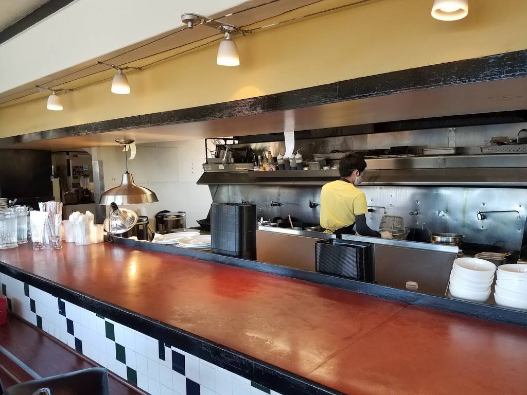 Tuk Tuk Thai Kitchen | restaurant | 1625 W Dravus St, Seattle, WA 98119, USA | 2064201284 OR +1 206-420-1284