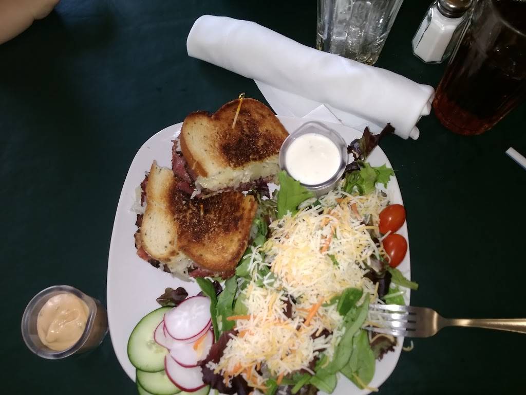 Aint Just Pie Too | restaurant | 108 E Main St, Quinlan, TX 75474, USA | 9033562233 OR +1 903-356-2233