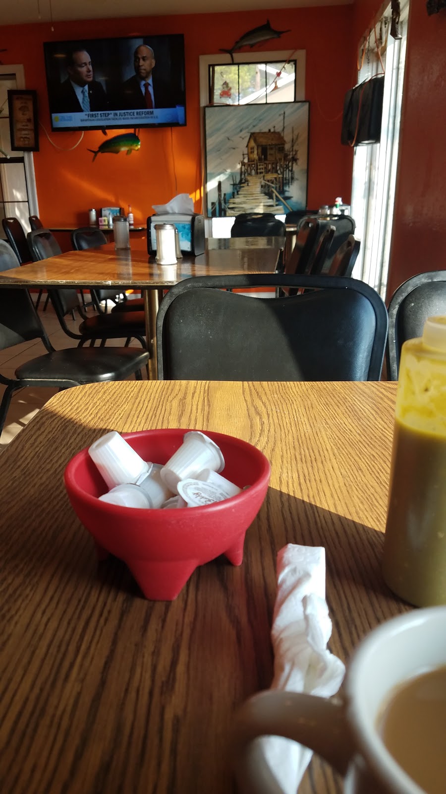 El Pescador | restaurant | 360 US-77 BUS, San Benito, TX 78586, USA | 9562769000 OR +1 956-276-9000