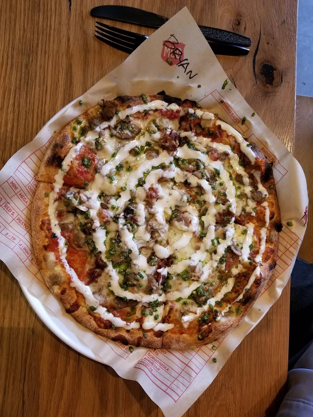 MOD Pizza | restaurant | 2249 Zeier Rd, Madison, WI 53704, USA | 6082409650 OR +1 608-240-9650